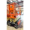 Image 2 : NEW JLG MODEL R1932 ELECTRIC SCISSOR LIFT, PLATFORM HEIGHT: 19 FT / 5.79 M, WORKING HEIGHT 25 FT /