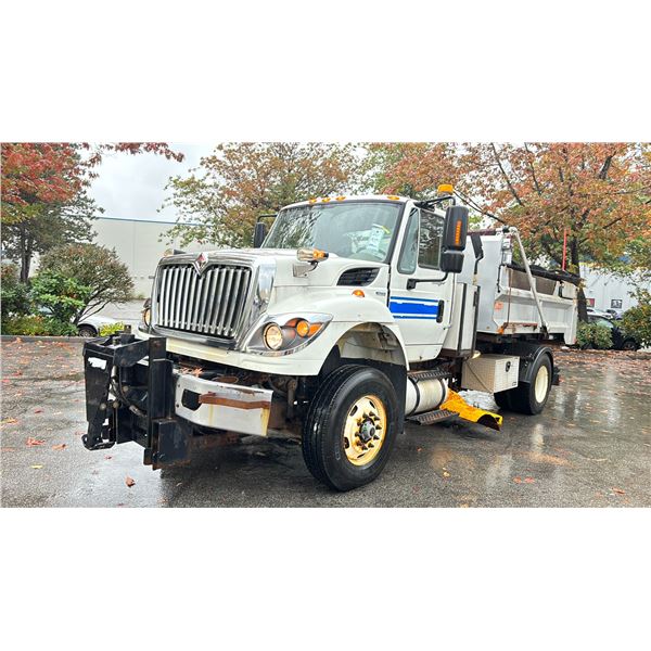 2011 INTERNATIONAL WORKSTAR  WHITE VIN 1HTWKAZR2BJ387744
