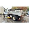 Image 2 : 2011 INTERNATIONAL WORKSTAR  WHITE VIN 1HTWKAZR2BJ387744