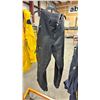 Image 2 : 6 PCS OF ASSORTED NEW GUL / GILL PERFORMANCE SAILING APPAREL *RACK NOT INCLUDED*