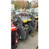 Image 2 : AGT INDUSTRIAL KTT23 BLACK 13.5 HP GAS POWERED RUBBER TRACK RIDE ON HYDRAULIC MINI SKID STEER/