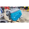 Image 2 : TURQUOISE TENNANT COMMERCIAL 32" WALK BEHIND FLOOR SCRUBBING MACHINE