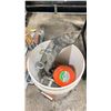 Image 2 : BUCKET OF .5 TON CHAIN BLOCK