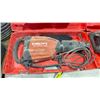 Image 2 : HILTI TE-1000-AVR DEMOLITION HAMMER IN A HARD TRANSPORT CASE