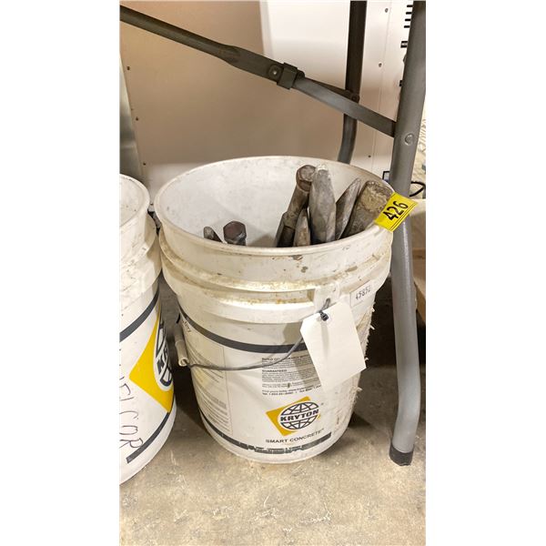 BUCKET OF VARIOUS SIZED CHISEL BIT ATTACHMENTS