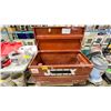 Image 1 : JOBOX TOOL CHEST LOCK BOX ON WOODEN 4 WHEEL DOLLY