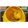 Image 3 : YELLOW ELECTRIC MOBILE INDUSTRIAL CONCRETE MIXER