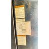Image 2 : TOMMY GATE 87" TOMMY LIFT DROP GATE, 1600LB LIFT CAPACITY