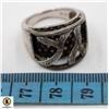 Image 1 : WIDE CRYSRTAL STERLING RING SIZE 7