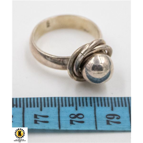 SILVER TABULAR KNOT AND BALL RING SIZE 9
