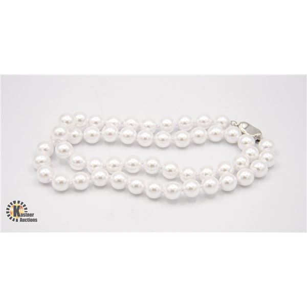 #31-SEA SHELL PEARL NECKLACE 18"