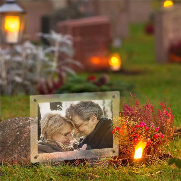 BRAND NEW SUAIFIC WATERPROOF PICTURE FRAME 5*7"