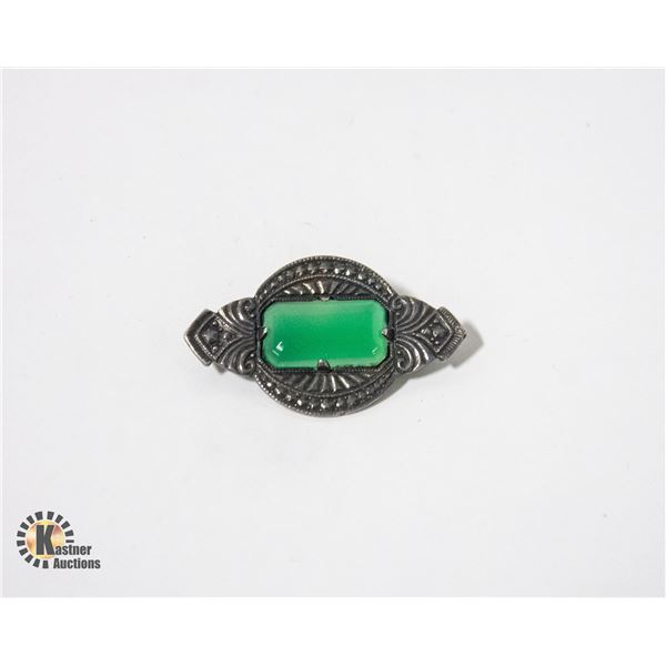 VINTAGE STERLING SILVER GREEN GEMSTONE BROOCH