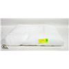 Image 1 : NEW SET OF 6 - 100% COTTON 33.5 X 16.5" WHITE