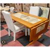 Image 1 : WOOD AND TILE TOP TABLE WITH 2 CHAIRS