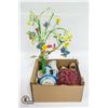 Image 1 : BOX OF TRINKETS WITH FLOWER TREE