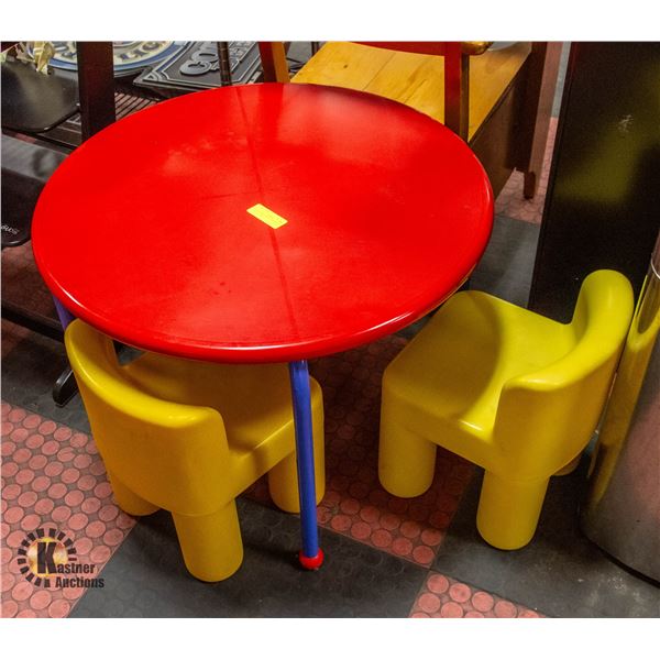 CHILDS RED METAL ROUND TABLE WITH 2 LITTLE