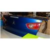 Image 2 : MISTUBISHI LANCER TRUNK LID W/TAILLIGHTS 2007-2015