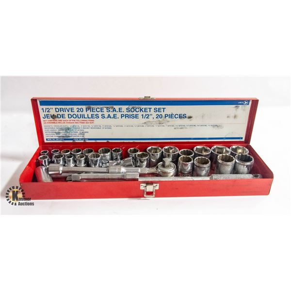 1/2" DRIVE 32 PCS SOCKET SET