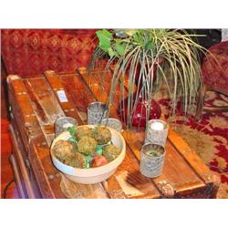 Items on Trunk (Trunk does not Sale)