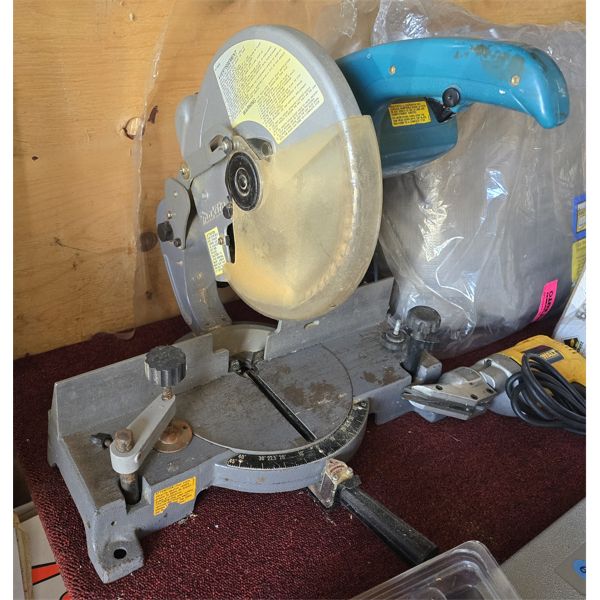 MAKITA 255MM MITER SAW