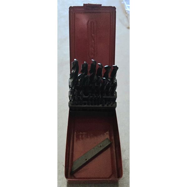 NEW 29PC DRILL SET