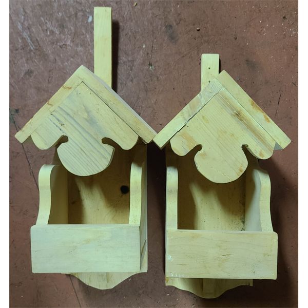 2 NEW WOODEN BIRD FEEDERS