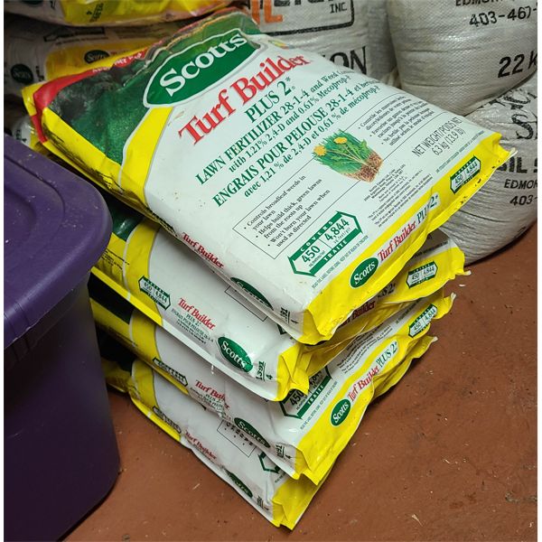 4 SCOTTS TURF BUILDER PLUS 2 LAWN FERTILIZER 