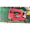 Image 2 : SLIME HEAVY DUTY TIRE INFLATOR IN A SOFT TRANSPORT CASE, ELECTRIC SKIL 4470 5/8" 4 AMP ORBITAL