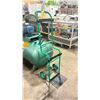 Image 1 : GREEN INDUSTRIAL 2 WHEEL HAND TRUCK