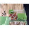 Image 2 : Wooden Skewers, Brochettes (6 x 100)