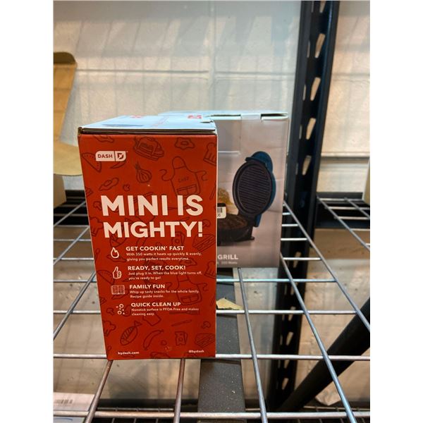 Dash mini maker indoor non stick grill, lot of 2