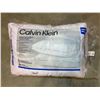 Image 1 : Calvin Klein Queen Size Premium Pillows 2 Pack