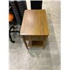 Image 1 : Wooden End Table with Drawer