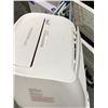 Image 5 : DeLonghi Pinguimo PAC EX398VUVC-6AL WH UV Carelight Portable Air Conditioner