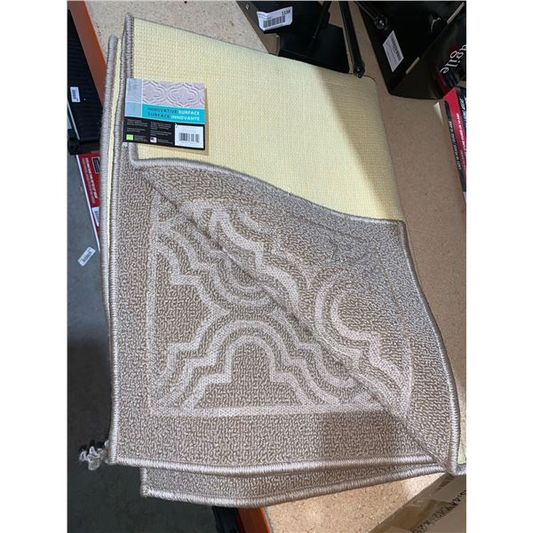 Innovative Surface Rubberback Mat 34" x 48"