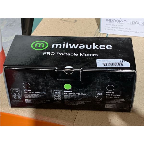 Milwaukee PRO Portable Meters MW802