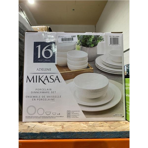 Mikasa Adeline Porcelain Dinnerware Set 16 pc Set
