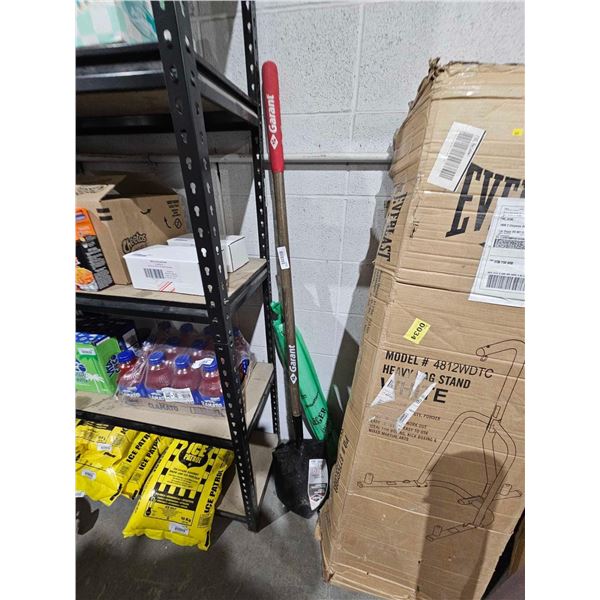 Garant Long Handle Spade Shovel