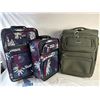 Image 1 : Suitcase lot