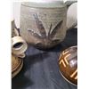 Image 2 : Stoneware and Pottery items