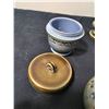 Image 4 : Stoneware and Pottery items