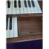 Image 2 : Solina electric organ