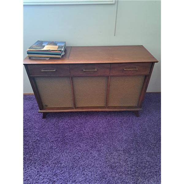 Vintage bandit record player