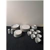 Image 1 : Banbury Inn Fine China (Place Setting of 8)