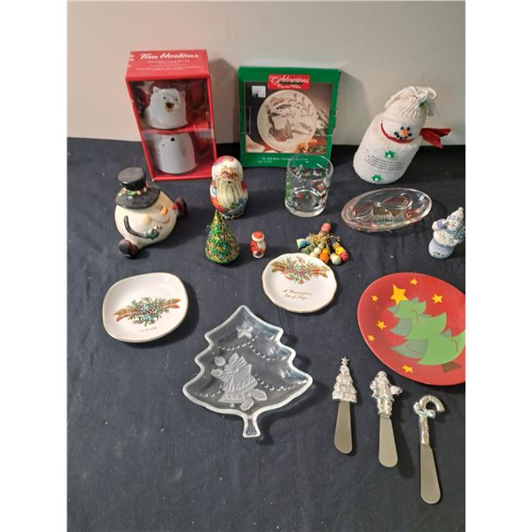 Christmas Decor Lot
