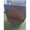 Image 1 : Wooden cabinet
