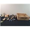 Image 1 : Assorted Home Décor with wooden box