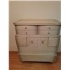 Image 1 : Vintage Dresser