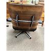 Image 8 : LOUNGE CHAIR DESIGNED BY CHARLES EAMES FOR HERMAN